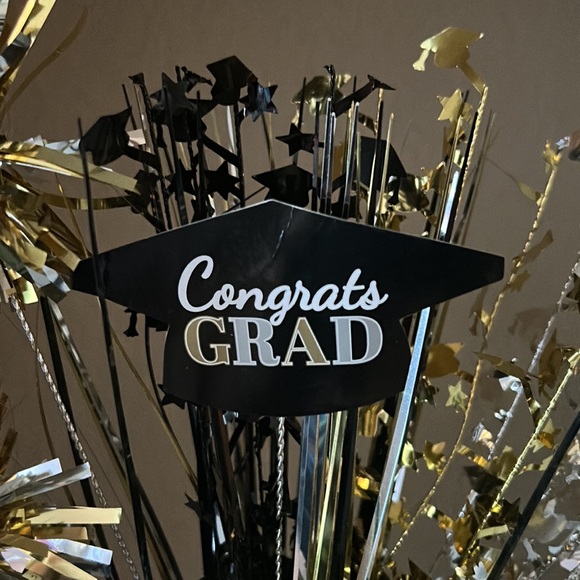 Graduation centerpiece table spray 18” adjustable black gold silver 🎓 - Picture 3 of 7